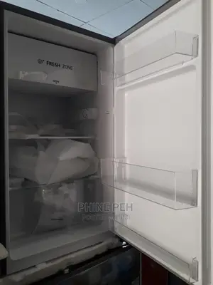 Hisenee Tabletop Refrigerator