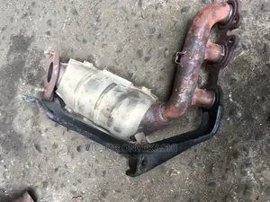 Back Engine Catalyst Toyota Sienna 2005