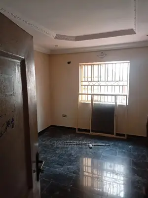 Furnished 3bdrm Block of Flats in Magodo Phase 2 for rent