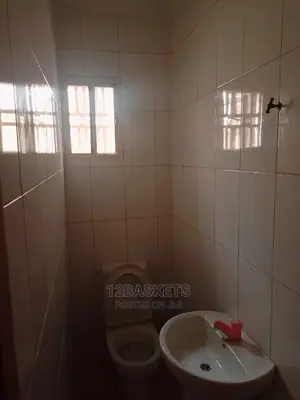 Furnished 3bdrm Block of Flats in Magodo Phase 2 for rent
