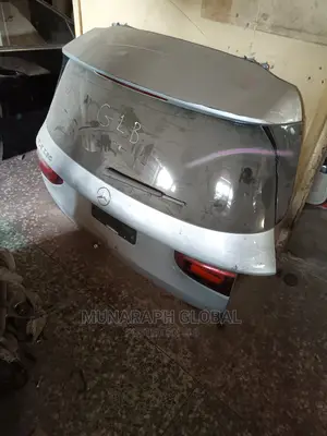 Mercedes Benz GLB 250 Boot.