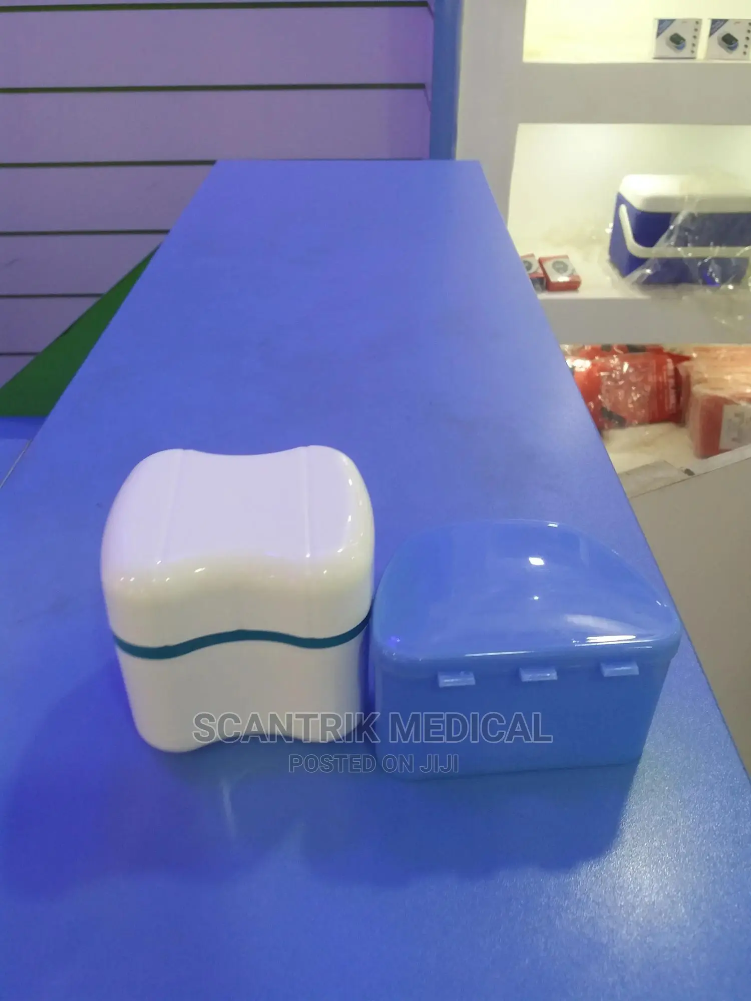 Portable Retainer Box Orthodontic Teeth Dental Plastic