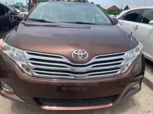 Toyota Venza V6 AWD 2010 Brown