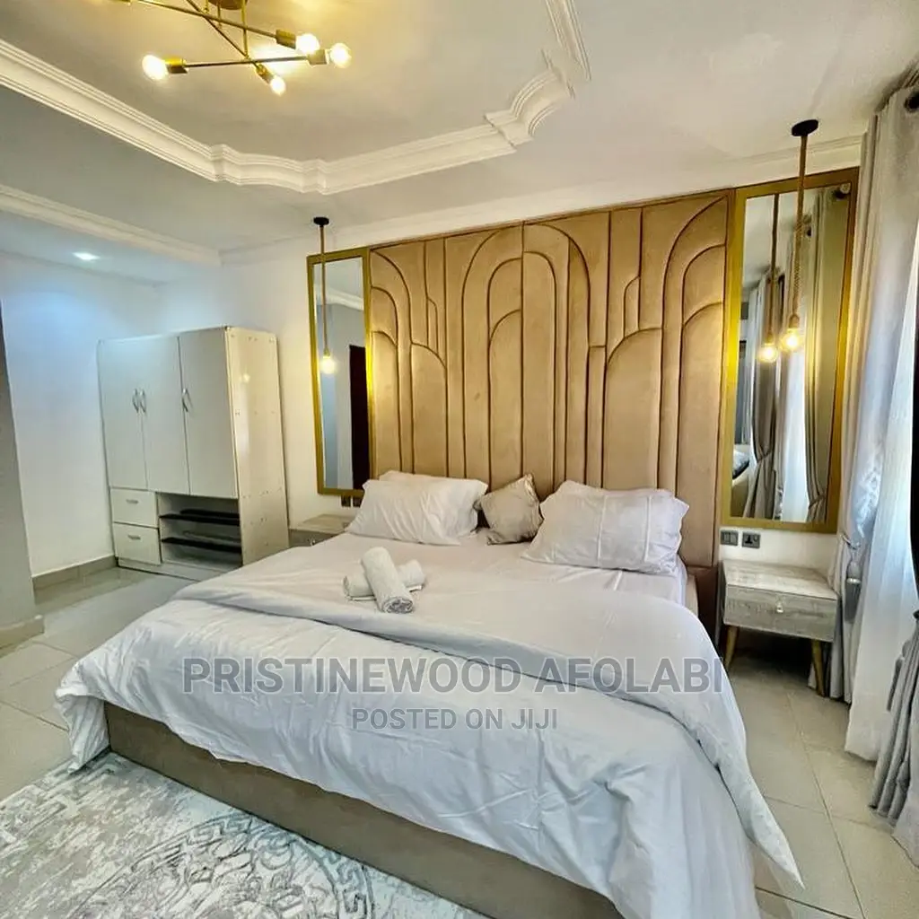 Pristine Wood Design Bedframe