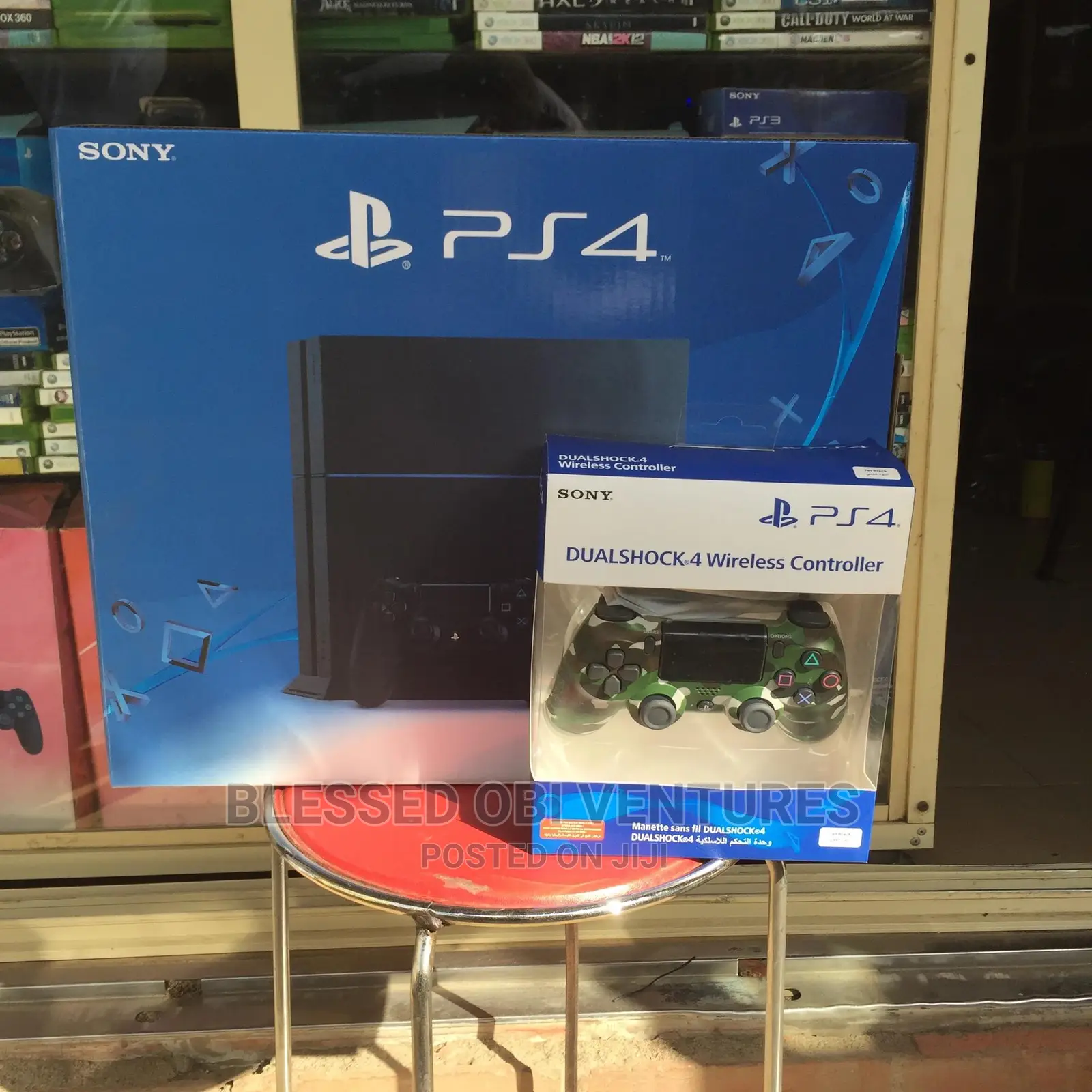 Playstation 4 Console + Extra Controller