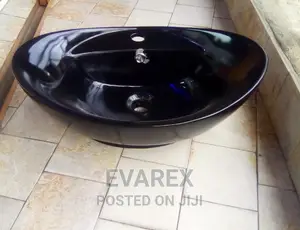 Black Counter Top Wash Hand Basin