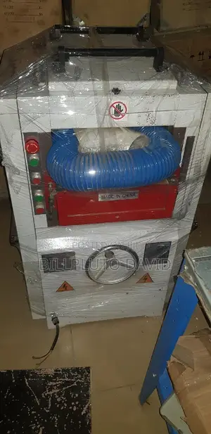 Thicknesser Machine