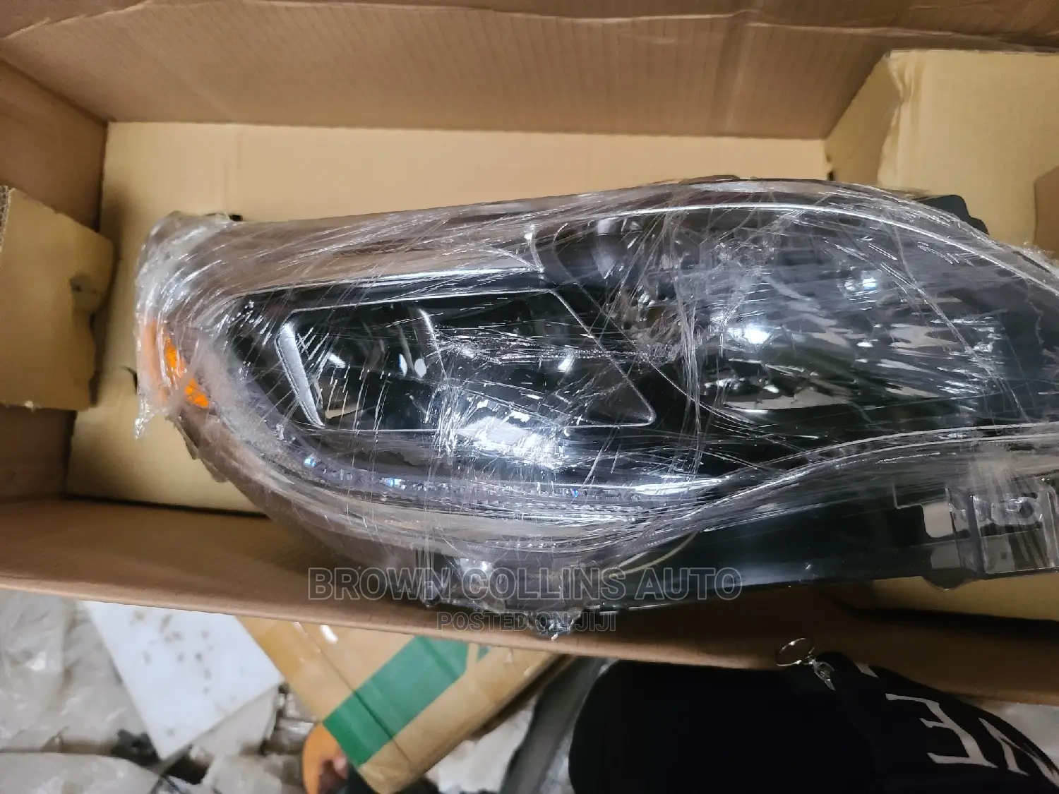 Headlamp Avalon 2014-2017 LED