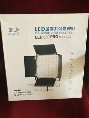 This Is Studio Led 660 Pro Light Very Brightness With Stand