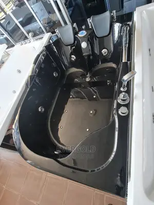 Double Jacuzzi Black Available Aààà