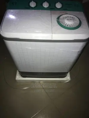 Hisense 5kg Manual Top Loader Twin Tub Washing Machine (Wash