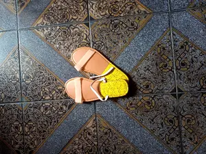 LU; Unique Footwears
