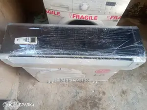 Lg 1.5hp Glass Face Air Conditioner