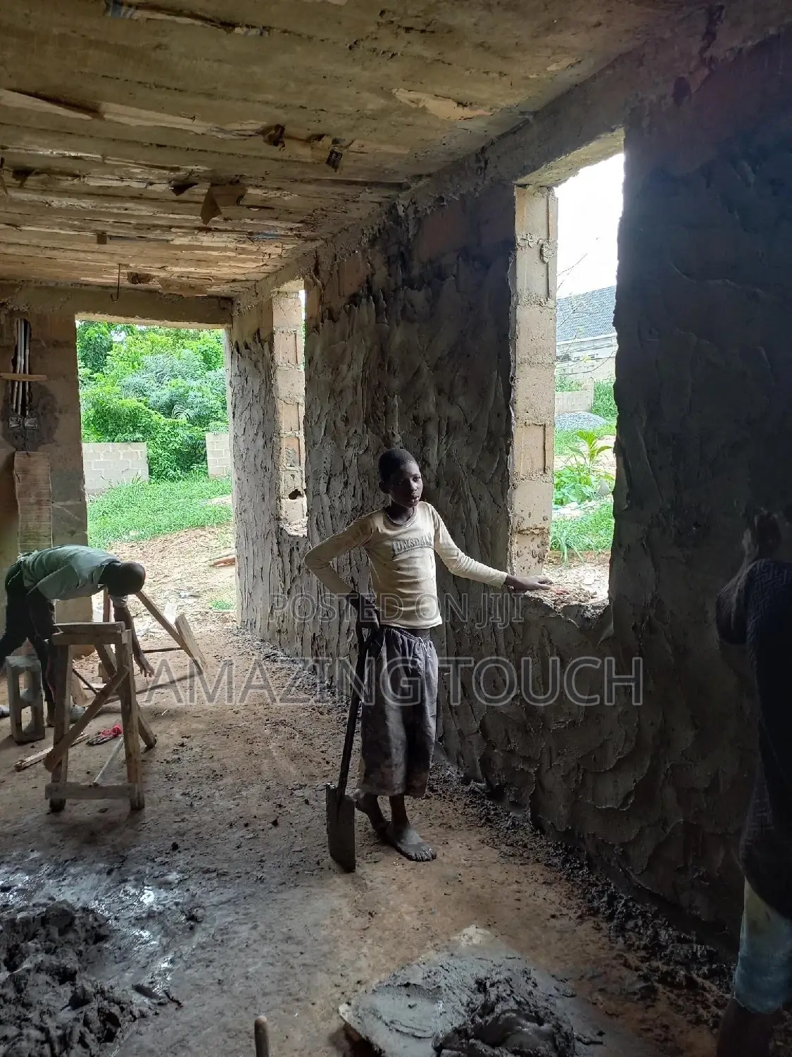 Professional House Builder and Bricklayer Work