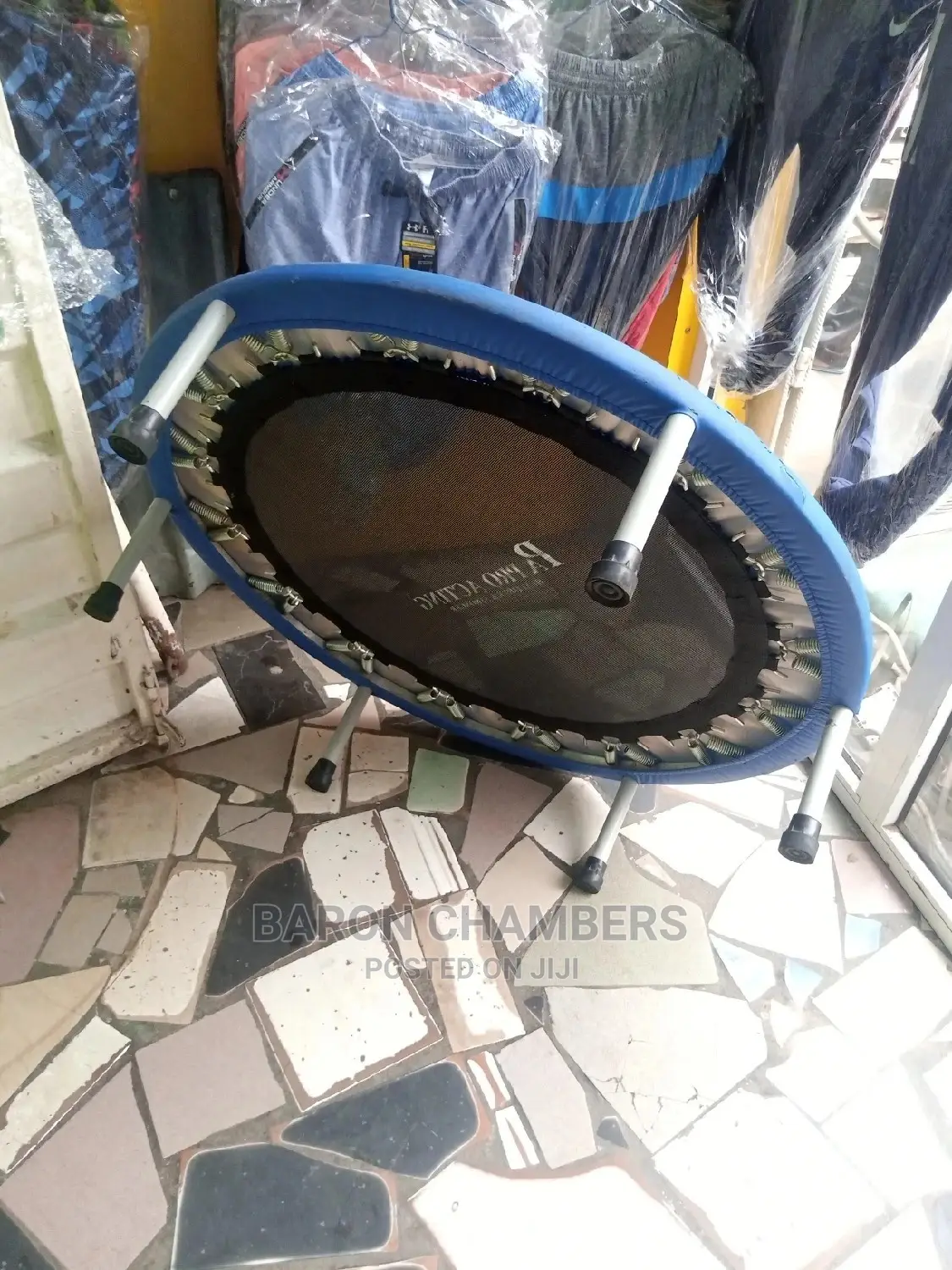 32" Trampoline