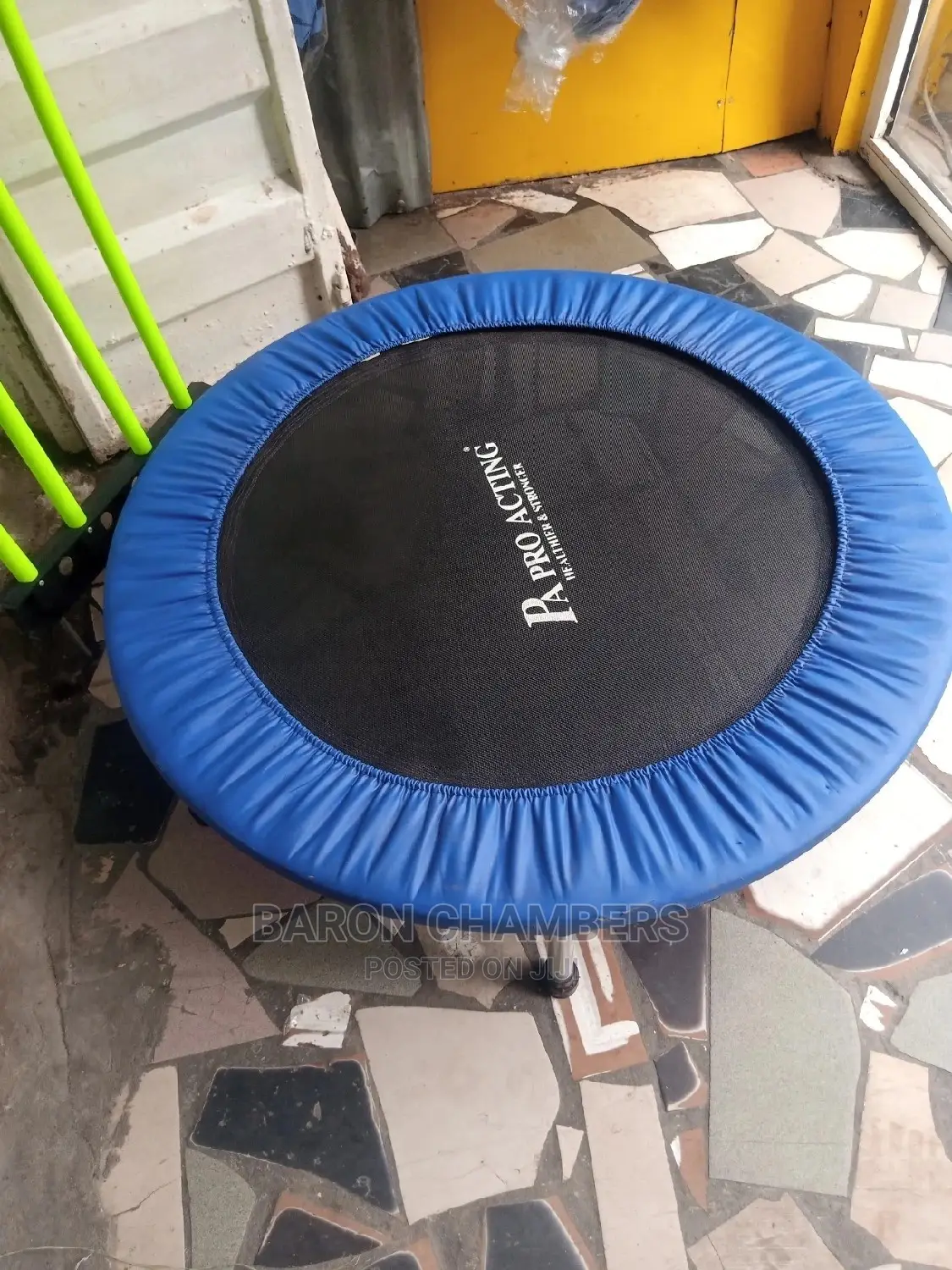 32" Trampoline