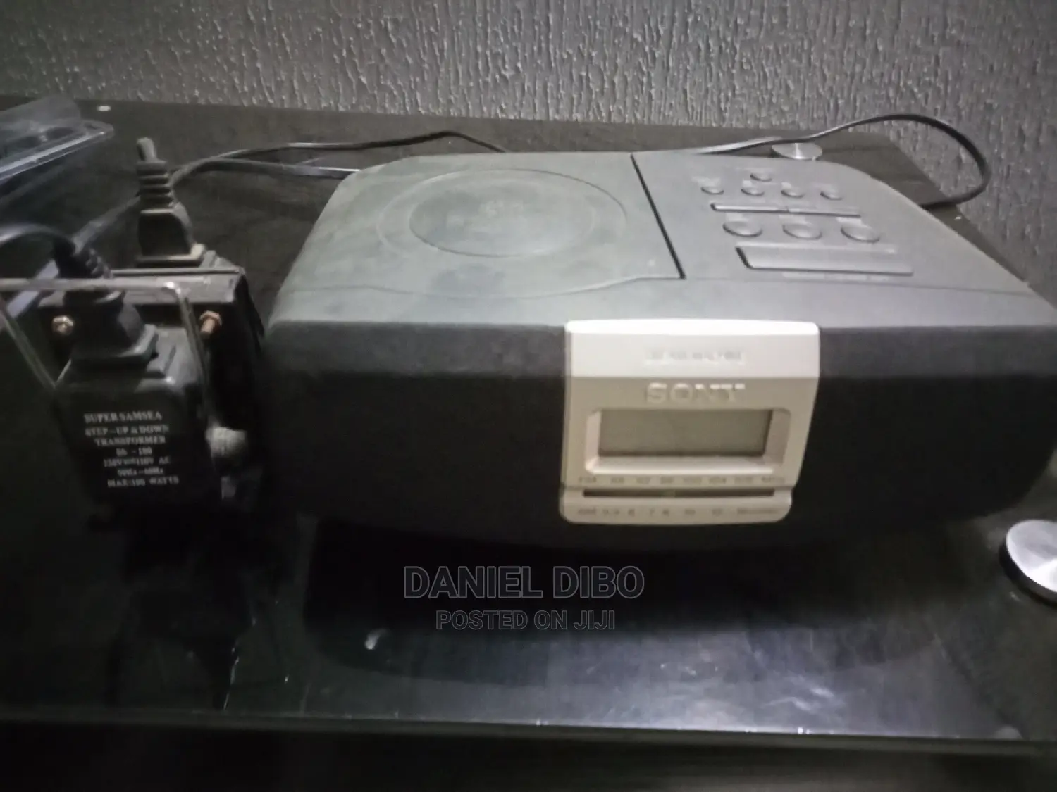 CD Table Player With Radio