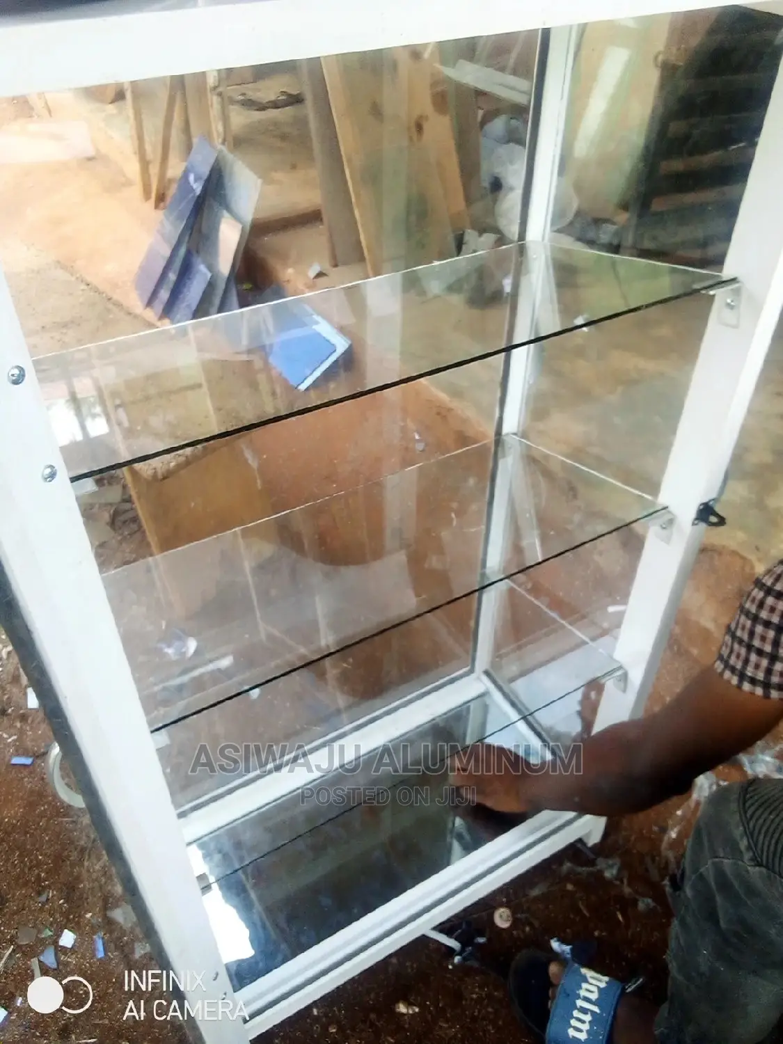 Show Glass Installation