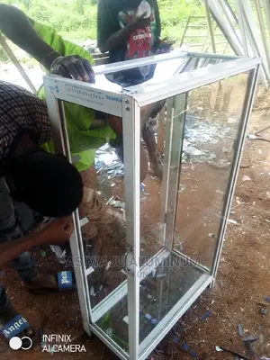 Show Glass Installation