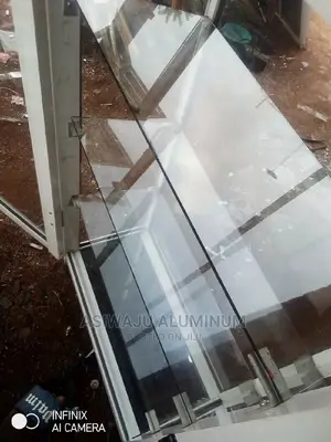 Show Glass