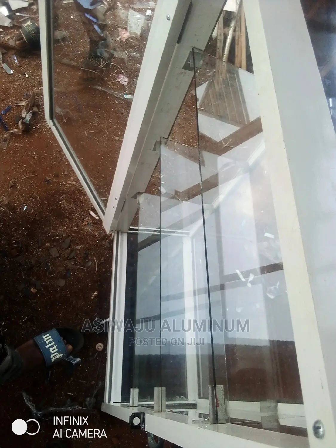 Show Glass