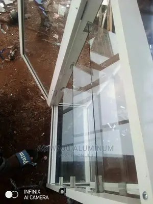 Show Glass