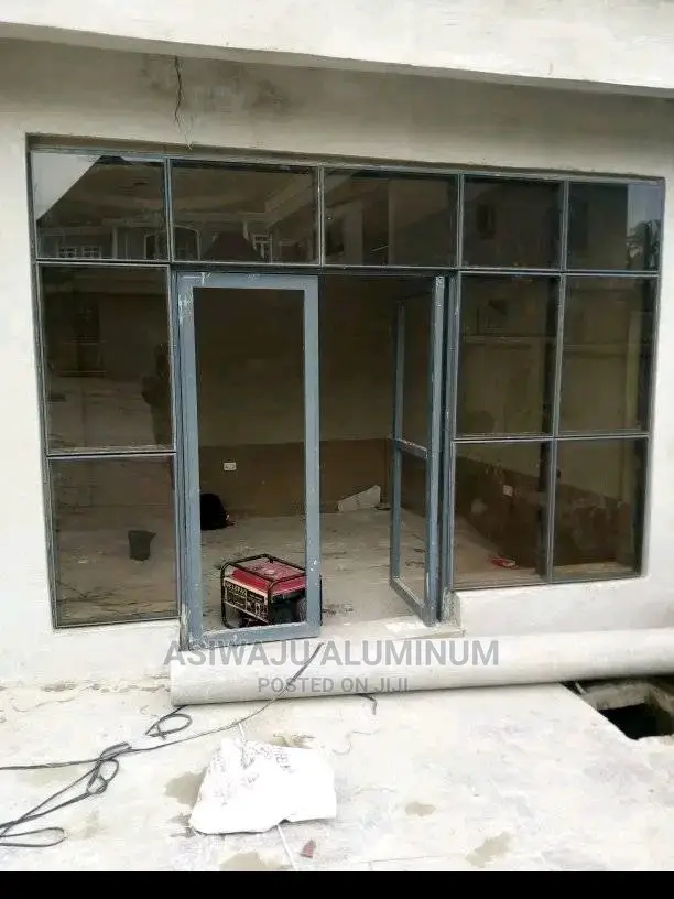 Aluminium Front Partition