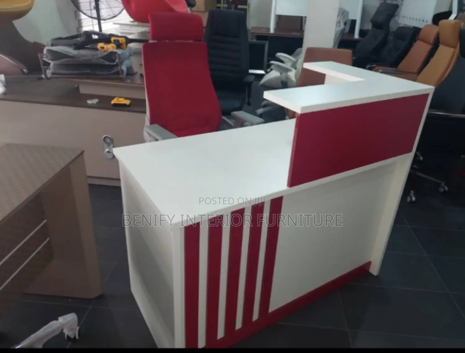 Office Receptionist Table