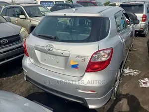 Toyota Matrix 2010 Silver