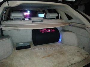 Car Woofer Speaker With Headrest DVD Player