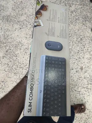 Logitech Slim Combo Mk470 Wireless Keyboard and Mouse