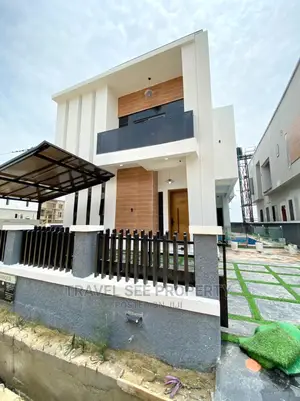 Furnished 5bdrm Duplex in Chevron Roads for Sale
