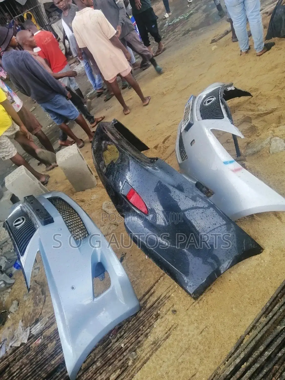 Complete Front and Back Bumper Lexus Is250 2010