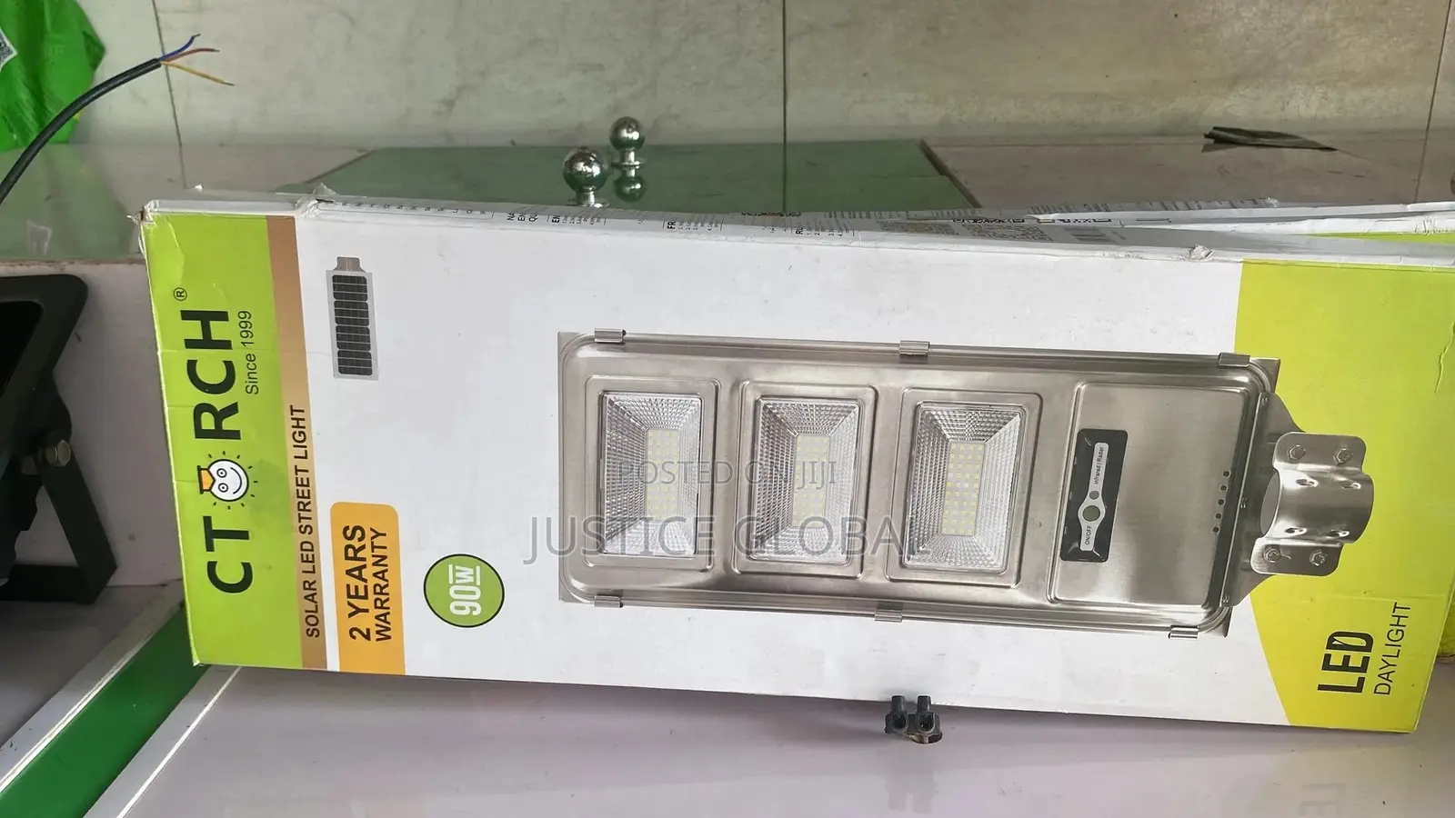 CTRCH Solar Street Light De Best Torch for Ever
