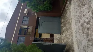 5bdrm Duplex in Ogba Gra Behind for rent