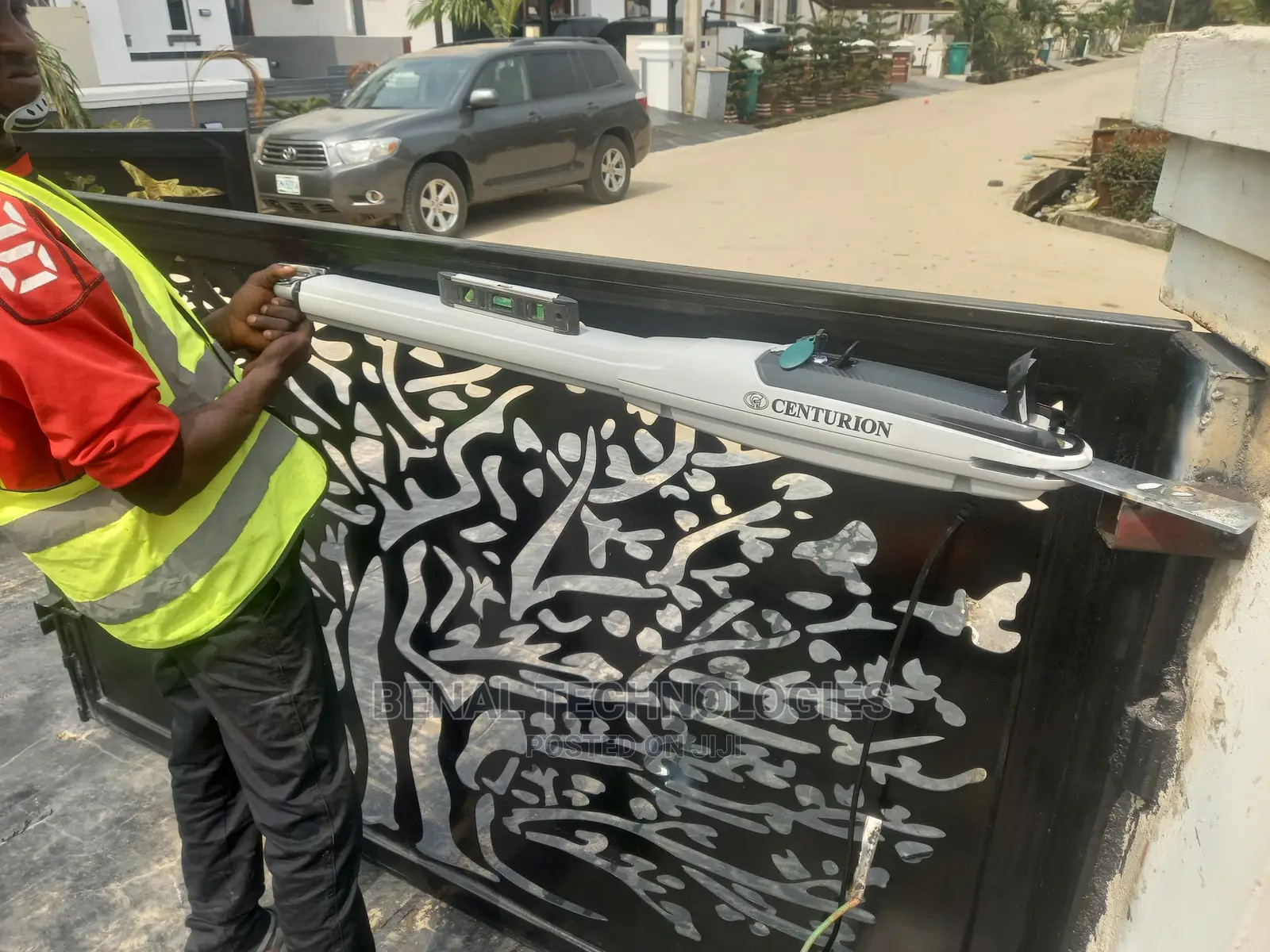 Very Affordable Automatic Remote Gate Machine in Akinyele