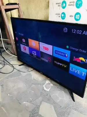UK USED 40 Inches Hisense Smart TV 4k HDR