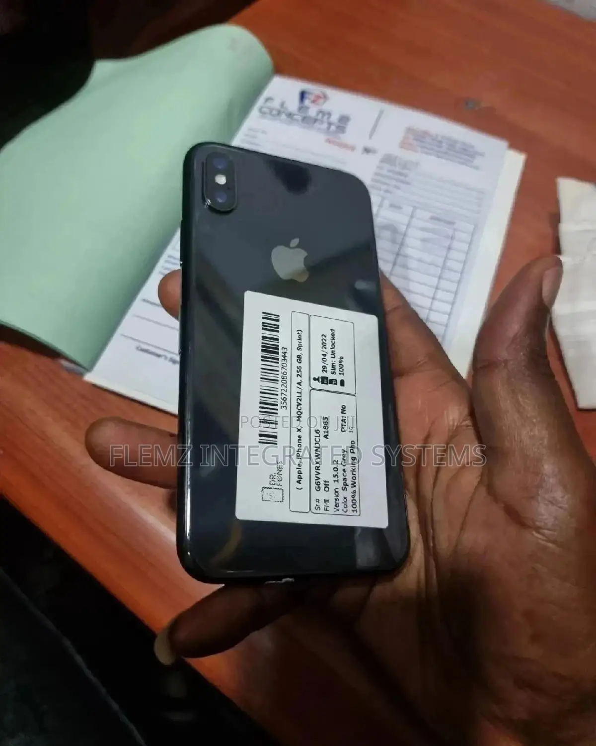 Apple iPhone X 64 GB Black