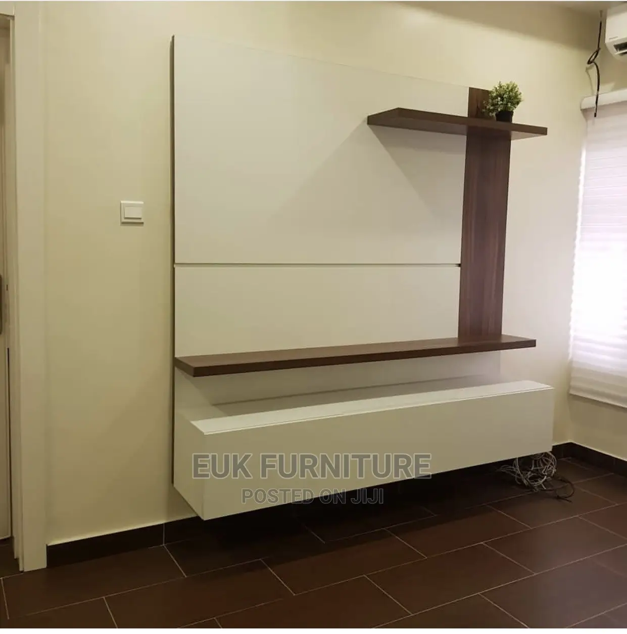 Beautiful Tv Console ( Depending on the Size )