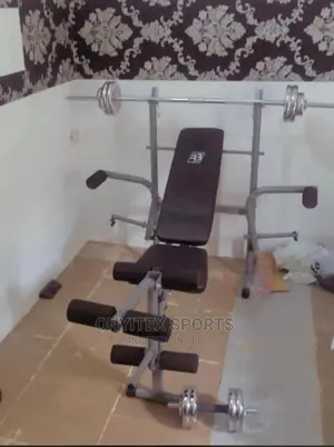 Weight Lifting Bench With Dumbbells
