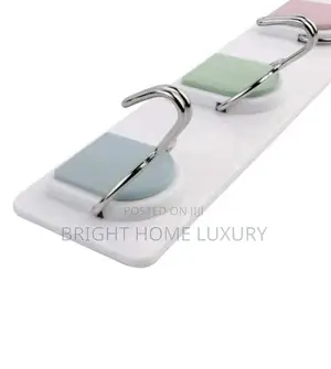 Strong Adhesive 6hook Row for Kitchen/Bathroom Wall Hanging