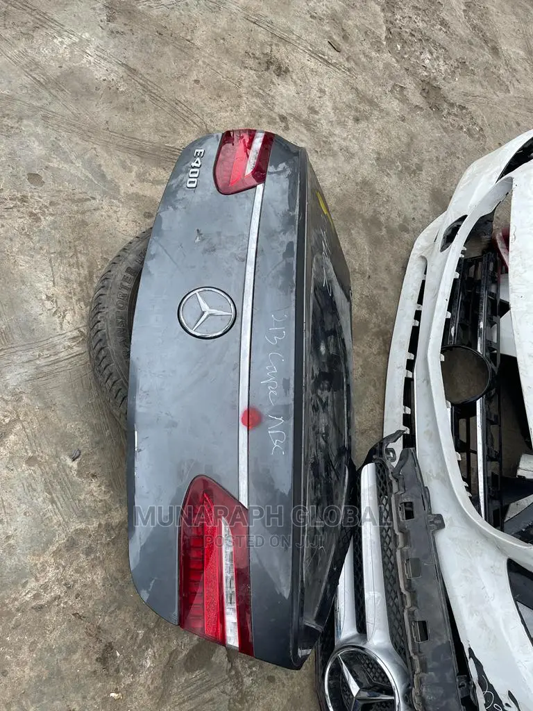 2019 Model Mercedes Benz E400 Coupe Boot .