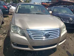 Toyota Avalon Limited 2005 Gold
