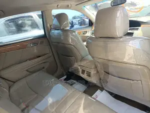 Toyota Avalon Limited 2006 White