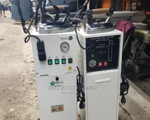 4 Litter Steaming Iron