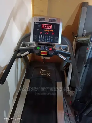 4.5hp Commercial Automatic Treadmill With LCD Screen Display