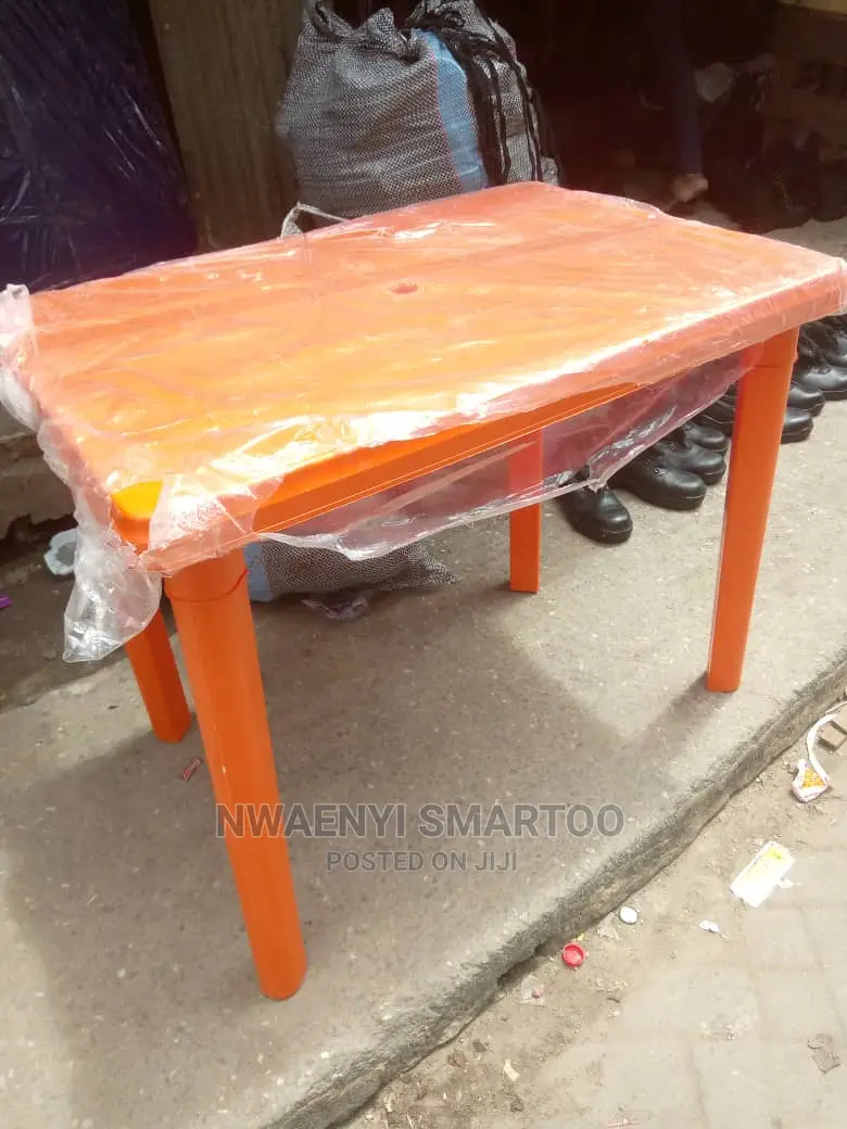 Reading Table