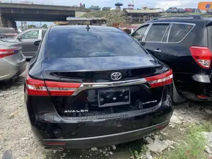 Toyota Avalon Limited 4dr Sedan (3.5L 6cyl 6A) 2014 Black