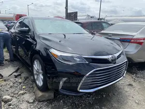 Toyota Avalon Limited 4dr Sedan (3.5L 6cyl 6A) 2014 Black