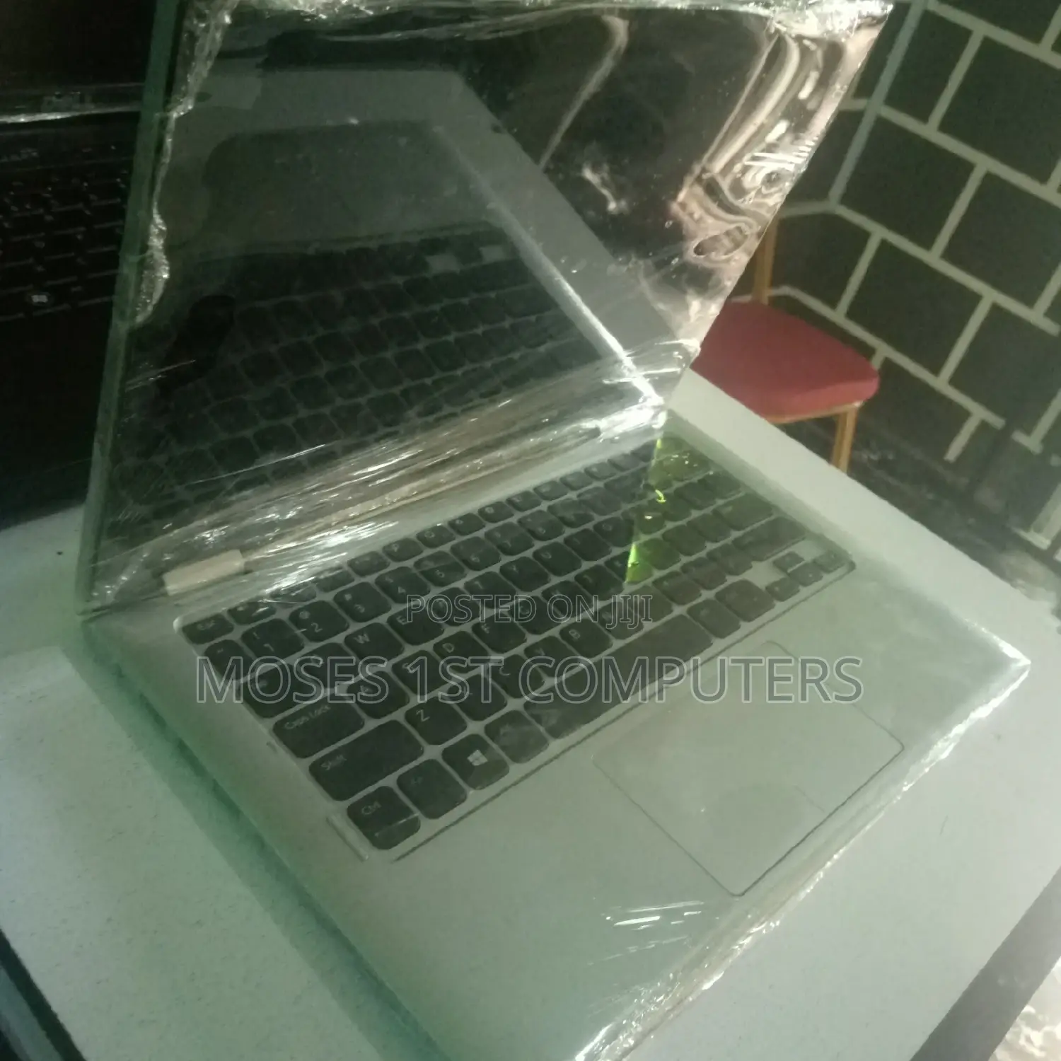 New Laptop Dell 8GB Intel Core I3 SSD 500GB